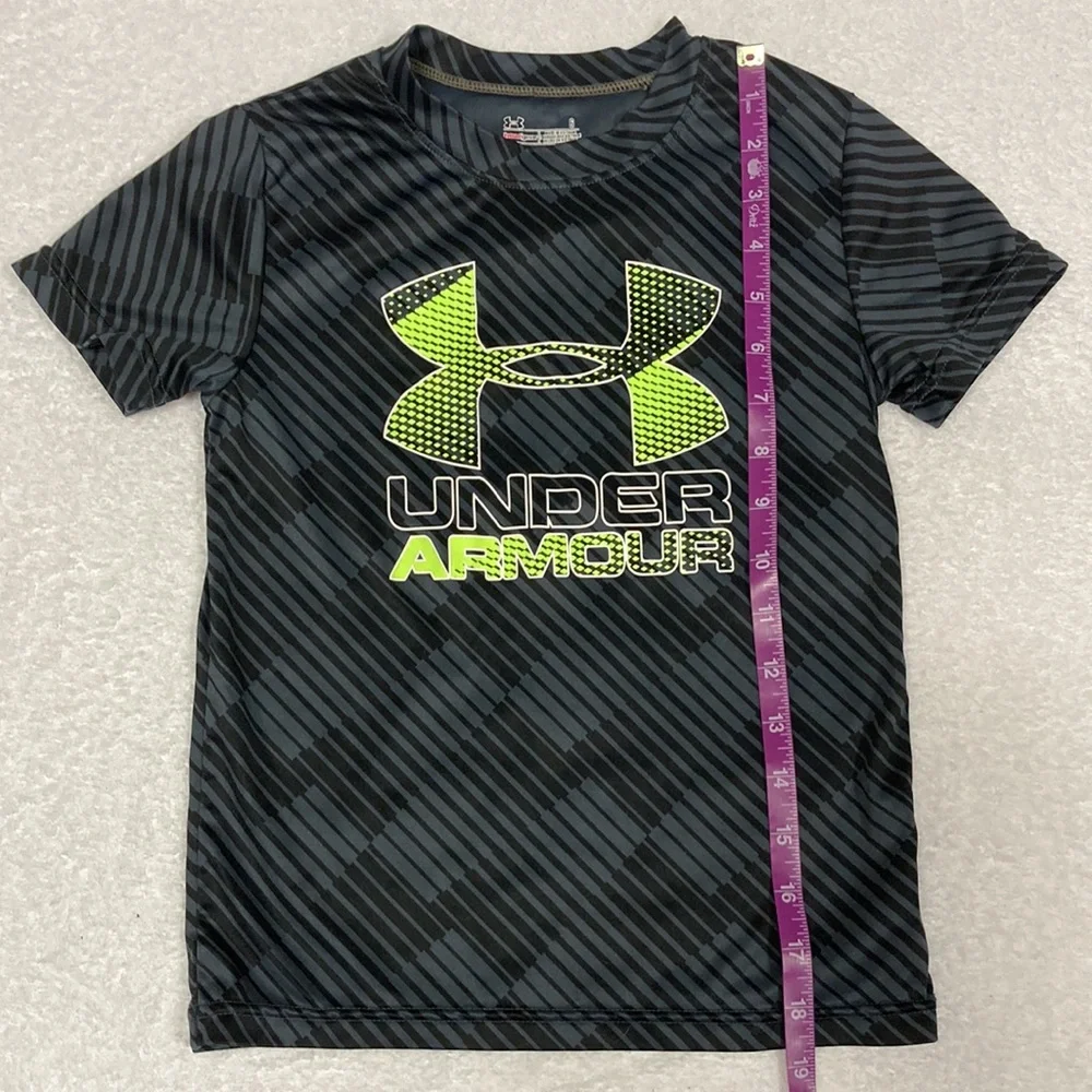 Underarmour heatgear logo black grey short sleeve t-shirt tee size 6